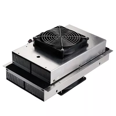 Склопови термоелектричних хладњака од течности до течности